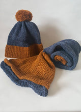 Load image into Gallery viewer, Men’s Hat &amp; Scarf Set
